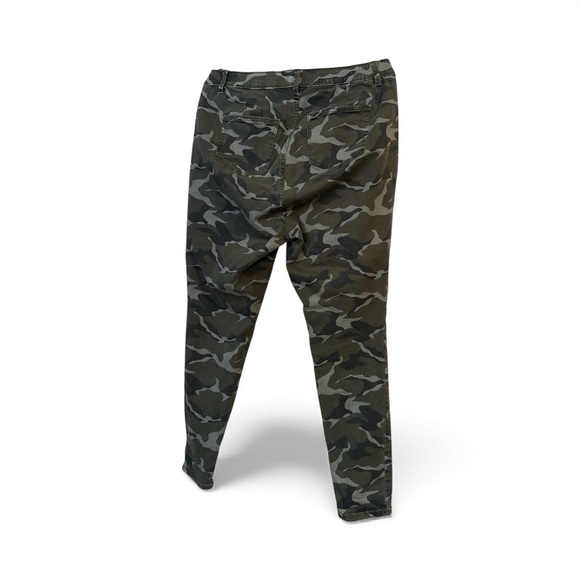 Torrid Camouflage Print Pants - Picture 2 of 2